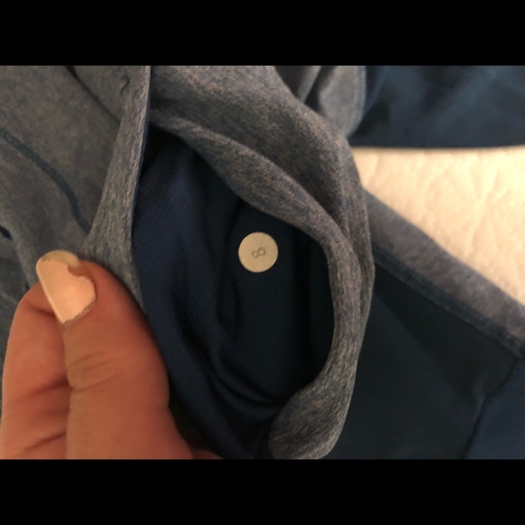 Lululemon crop leggings - Picture 3 of 4